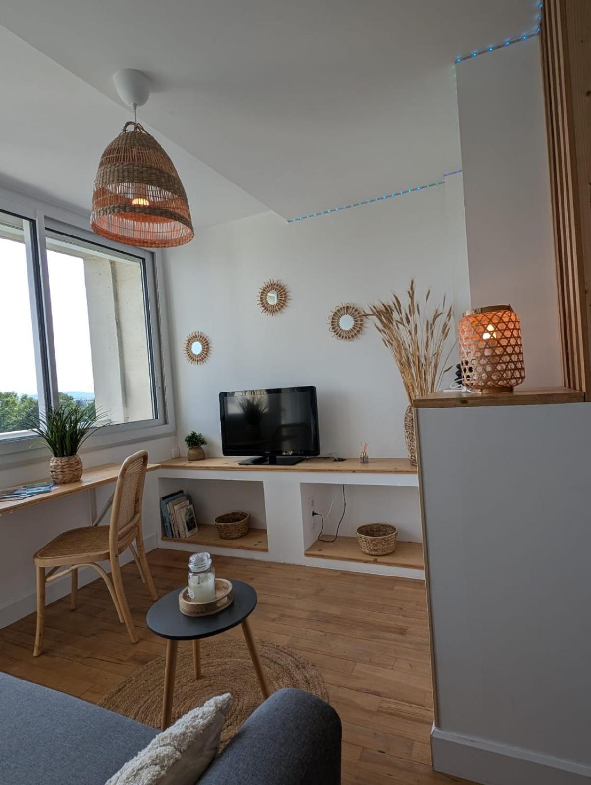 Studio De Charme Cosy Centre-Ville Tarbes Exterior foto